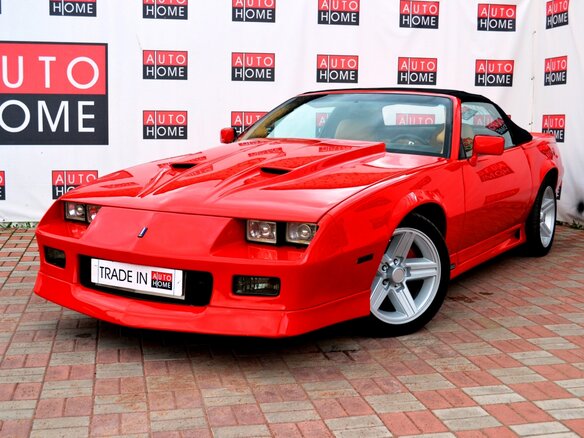 1988 Chevrolet Camaro III Рестайлинг, красный