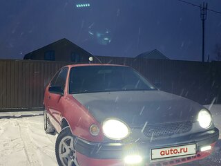 1997 Toyota Corolla VIII (E110), красный, 350000 рублей, вид 3