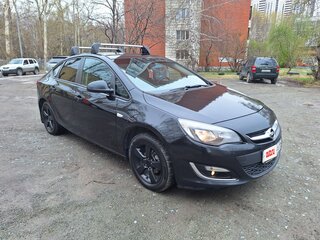 2013 Opel Astra J Рестайлинг, чёрный, 950000 рублей, вид 2