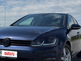 2013 Volkswagen Golf VII, синий, 1090000 рублей, вид 1