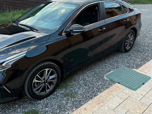 2022 Kia Cerato IV, чёрный, 2220000 рублей - вид 5