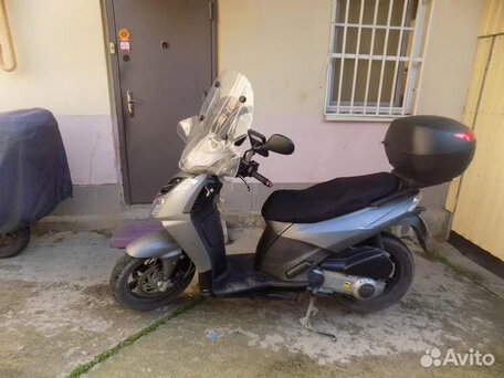 2013 Aprilia SportCity 300, серебристый, 300000 рублей, вид 1