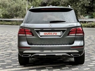 2017 Mercedes-Benz GLE 350 I (W166), серый, 4000000 рублей, вид 2