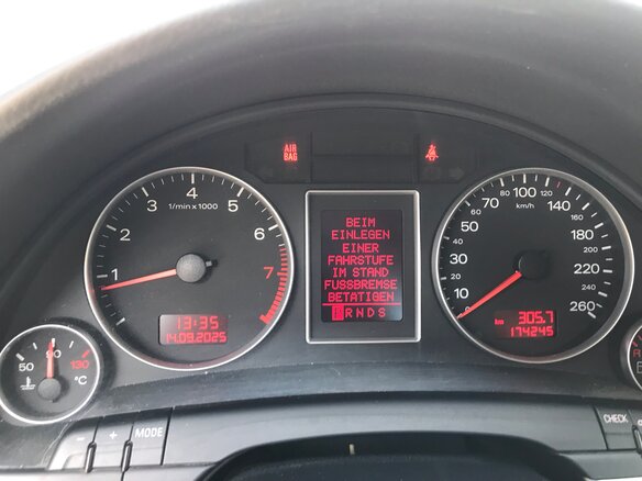 2007 Audi A4 III (B7), серый, 750000 рублей - вид 1