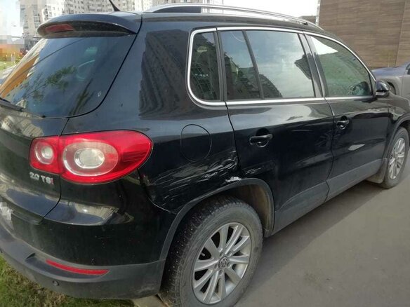 2009 Volkswagen Tiguan I, чёрный - вид 2