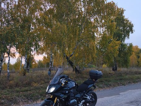 2018 BMW R 1200 RS, чёрный, 1200000 рублей, вид 4