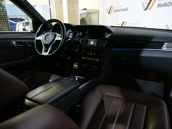 2014 Mercedes-Benz E-Класс 300 IV (W212, S212, C207) Рестайлинг, белый - вид 6