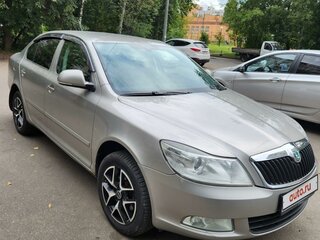 2011 Skoda Octavia II (A5) Рестайлинг, серый, 825000 рублей, вид 1