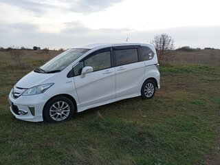 2012 Honda Freed I Рестайлинг, белый, 1200000 рублей, вид 5