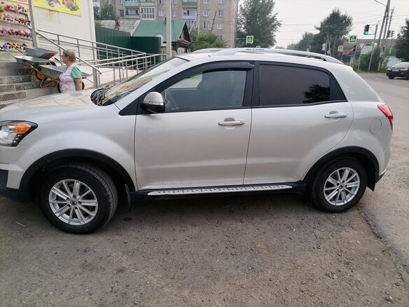 2014 SsangYong Actyon II Рестайлинг, серый, 1100000 рублей - вид 3