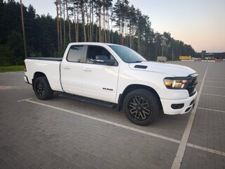 2022 Ram 1500 Quad Cab V, белый, 3630000 рублей, вид 4