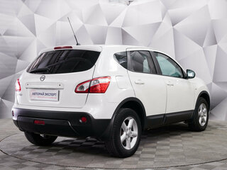 2013 Nissan Qashqai I Рестайлинг, белый, 744000 рублей, вид 5