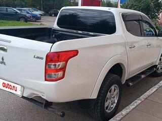 2016 Mitsubishi L200 V, белый, 1899000 рублей, вид 3