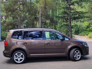2012 Volkswagen Touran Cross I Рестайлинг 2, коричневый, 1150000 рублей, вид 5