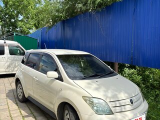 2002 Toyota Ist I, белый, 480000 рублей, вид 1