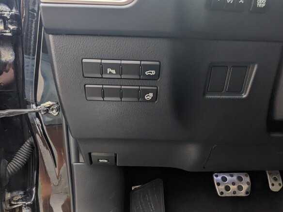 2014 Lexus NX 300h I, чёрный, 3150000 рублей - вид 11