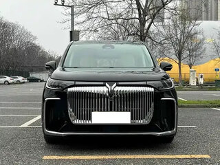 2025 Voyah Dream I, чёрный, 6300226 рублей, вид 2