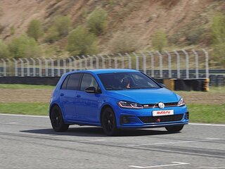 2019 Volkswagen Golf GTI VII Рестайлинг, синий, 2620000 рублей, вид 1