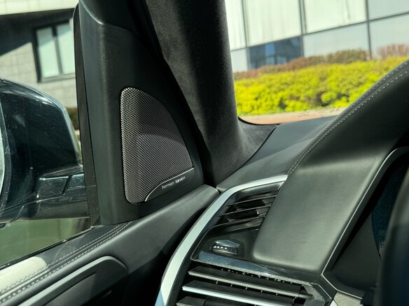 2020 BMW X5 40d IV (G05/G18), серый, 9000000 рублей - вид 9