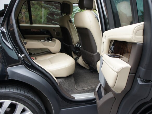 2018 Land Rover Range Rover IV Рестайлинг, чёрный, 7500000 рублей - вид 28
