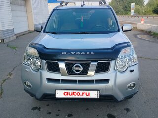 2013 Nissan X-Trail II Рестайлинг, серебристый, 1400000 рублей, вид 1