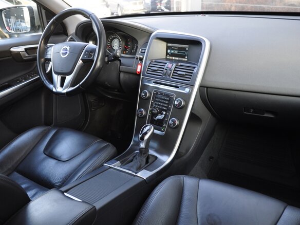 2013 Volvo XC60 I Рестайлинг, бежевый - вид 9