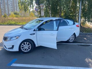 2014 Kia Rio III, белый, 890000 рублей, вид 5