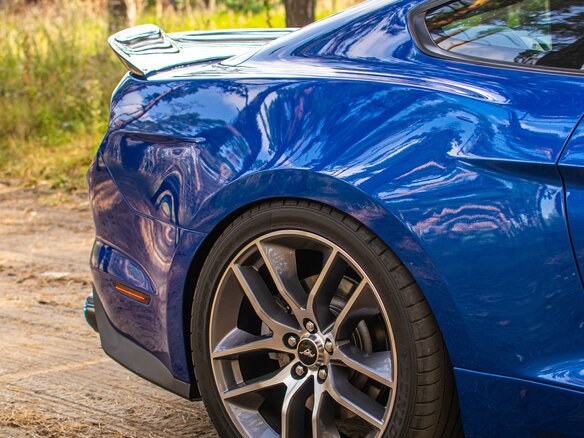 2017 Ford Mustang VI, синий, 4700000 рублей - вид 12