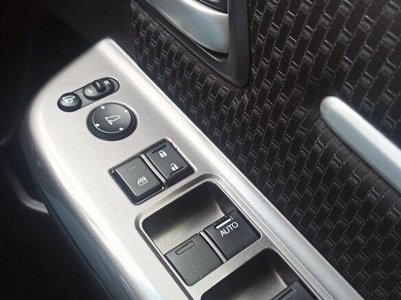 2018 Honda Stepwgn Spada V Рестайлинг, белый, 2390000 рублей - вид 17