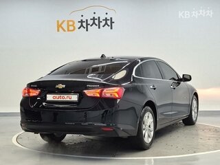 2021 Chevrolet Malibu IX Рестайлинг, чёрный, 1390000 рублей, вид 3