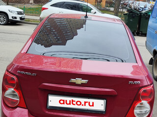 2013 Chevrolet Aveo II, красный, 750000 рублей, вид 4