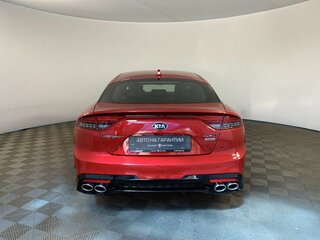 2021 Kia Stinger I Рестайлинг, красный, 4800000 рублей, вид 5