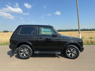 2020 Lada (ВАЗ) 2121 (4x4) Urban I Рестайлинг (2020), чёрный, 1050000 рублей, вид 4