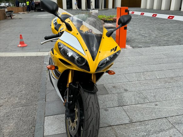 2005 Yamaha YZF-R1, жёлтый, 1250000 рублей - вид 1