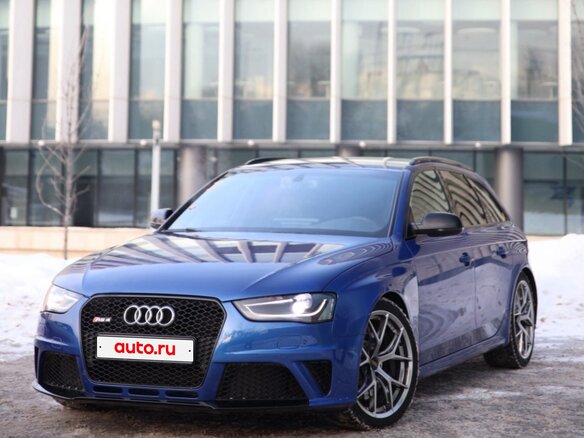 2013 Audi RS 4 III (B8), синий, 4900000 рублей