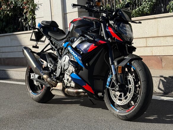 2024 BMW M 1000 R, чёрный, 2350000 рублей - вид 6