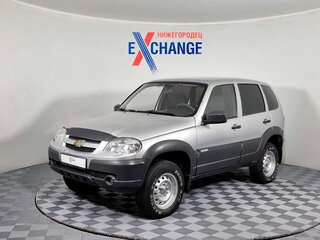 2012 Chevrolet Niva I Рестайлинг, серебристый, 307000 рублей, вид 1