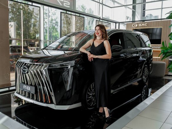 2026 GAC M8, чёрный, 6749999 рублей
