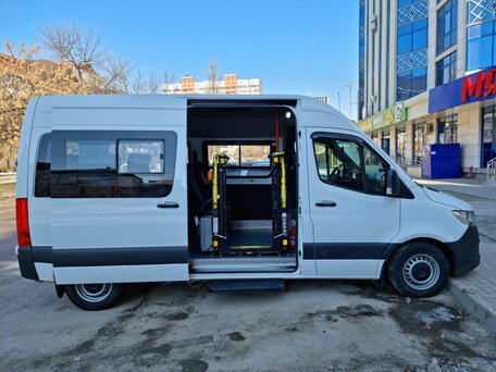 2021 Mercedes-Benz Sprinter, белый, 4400000 рублей, вид 2
