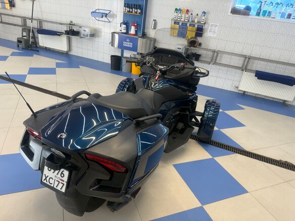 2023 BRP Can-Am Spyder, синий, 2500000 рублей - вид 4
