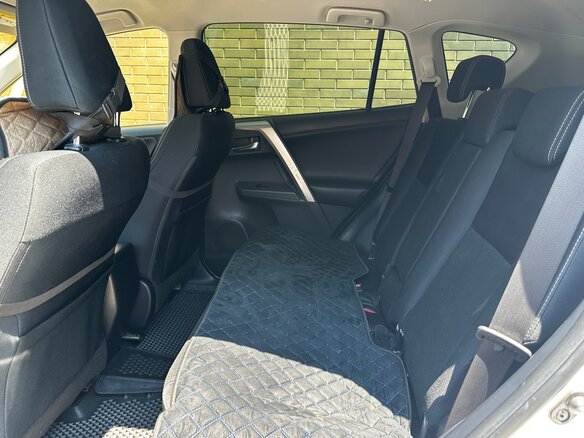 2014 Toyota RAV4 IV (XA40), белый, 2400000 рублей - вид 8