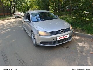 2013 Volkswagen Jetta VI, серебристый, 700000 рублей, вид 3