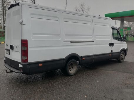 2009 Iveco Daily, белый, 850000 рублей, вид 4