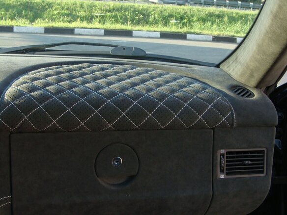 2004 Chrysler Crossfire, чёрный - вид 21