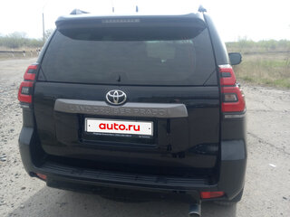 2021 Toyota Land Cruiser Prado 150 Series Рестайлинг 3, чёрный, 6100000 рублей, вид 4
