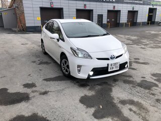 2015 Toyota Prius III Рестайлинг (XW30), белый, 1290000 рублей, вид 4
