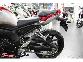2013 Yamaha FZ1, красный, 590000 рублей, вид 5