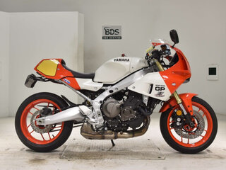 2024 Yamaha XSR900, белый, 1400000 рублей, вид 1