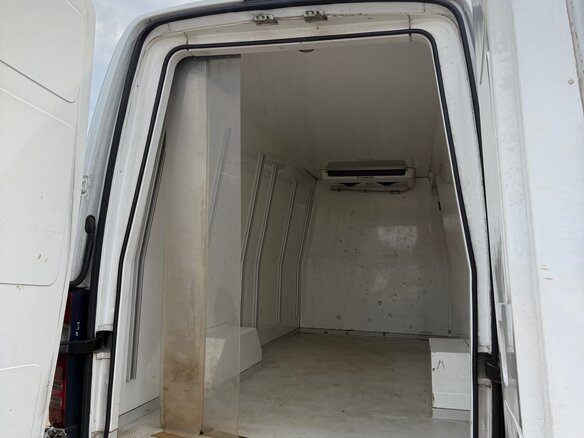 2013 Mercedes-Benz Sprinter, белый, 2500000 рублей - вид 5