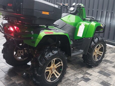 2013 Arctic Cat 700 Series, зелёный, 650000 рублей, вид 4